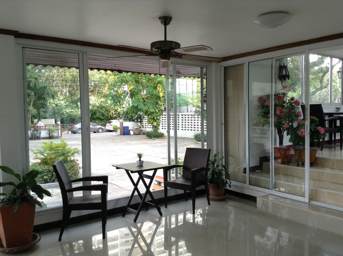Jomtien Cozy Inn Pattaya Ngoại thất bức ảnh